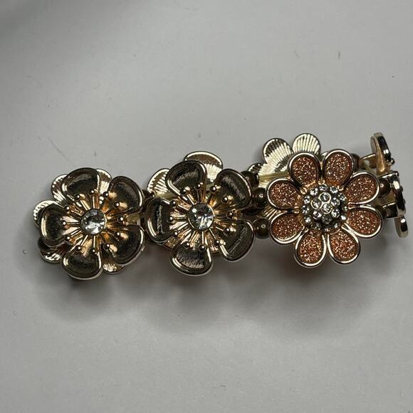 rose gold tone stretch bracelet with rhinestone centers costume jewelry - Picture 6 of 12